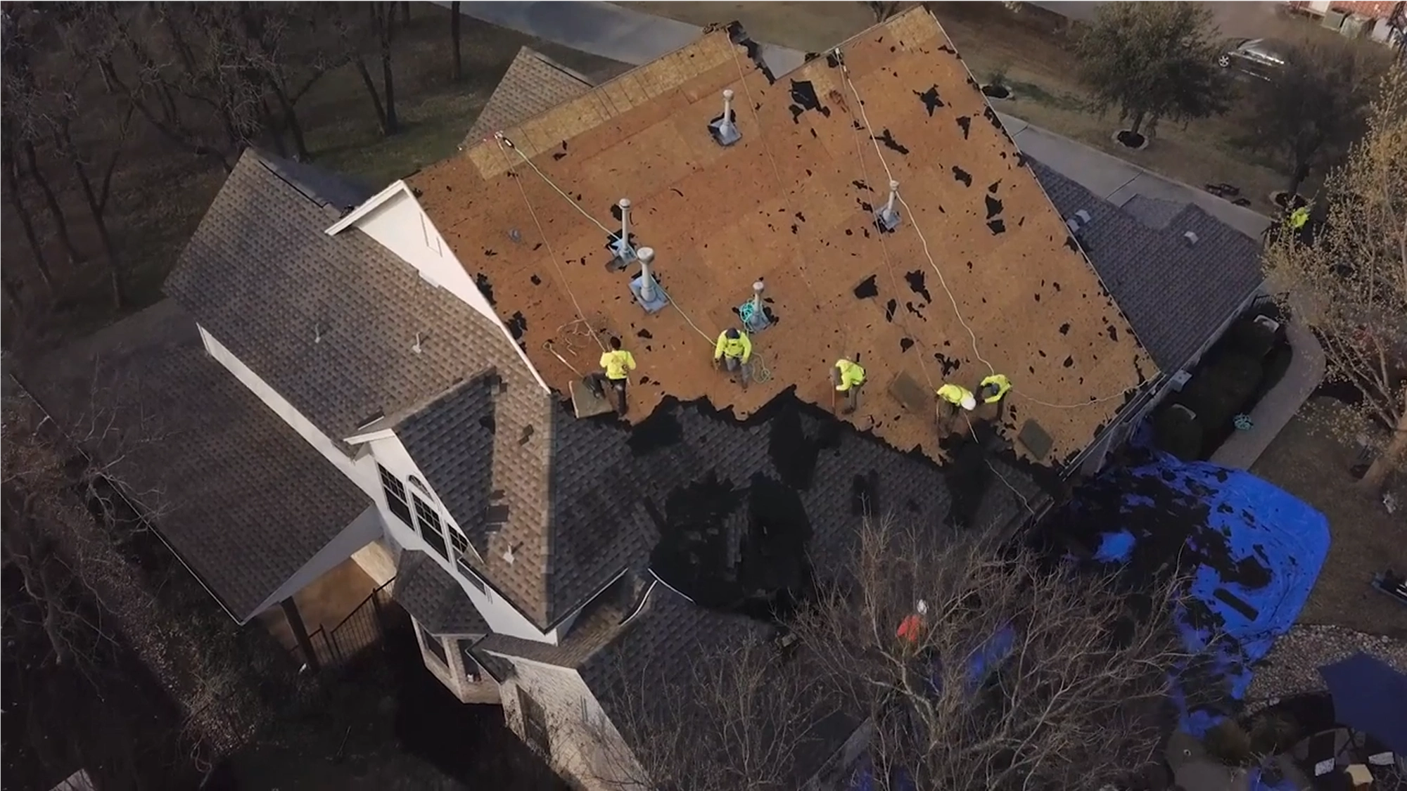 Quick Roofing logo showcasing quality roofing services and expertise