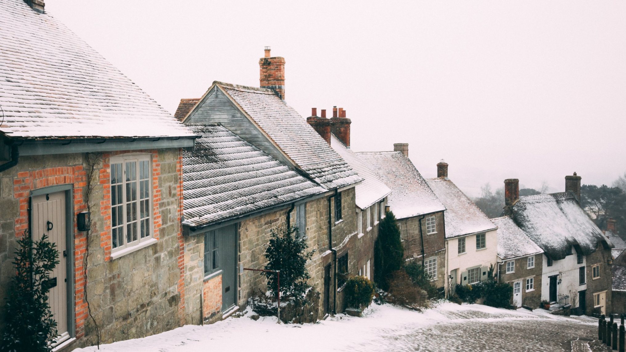 Winter roof preparation tips for homeowners - Quick Roofing