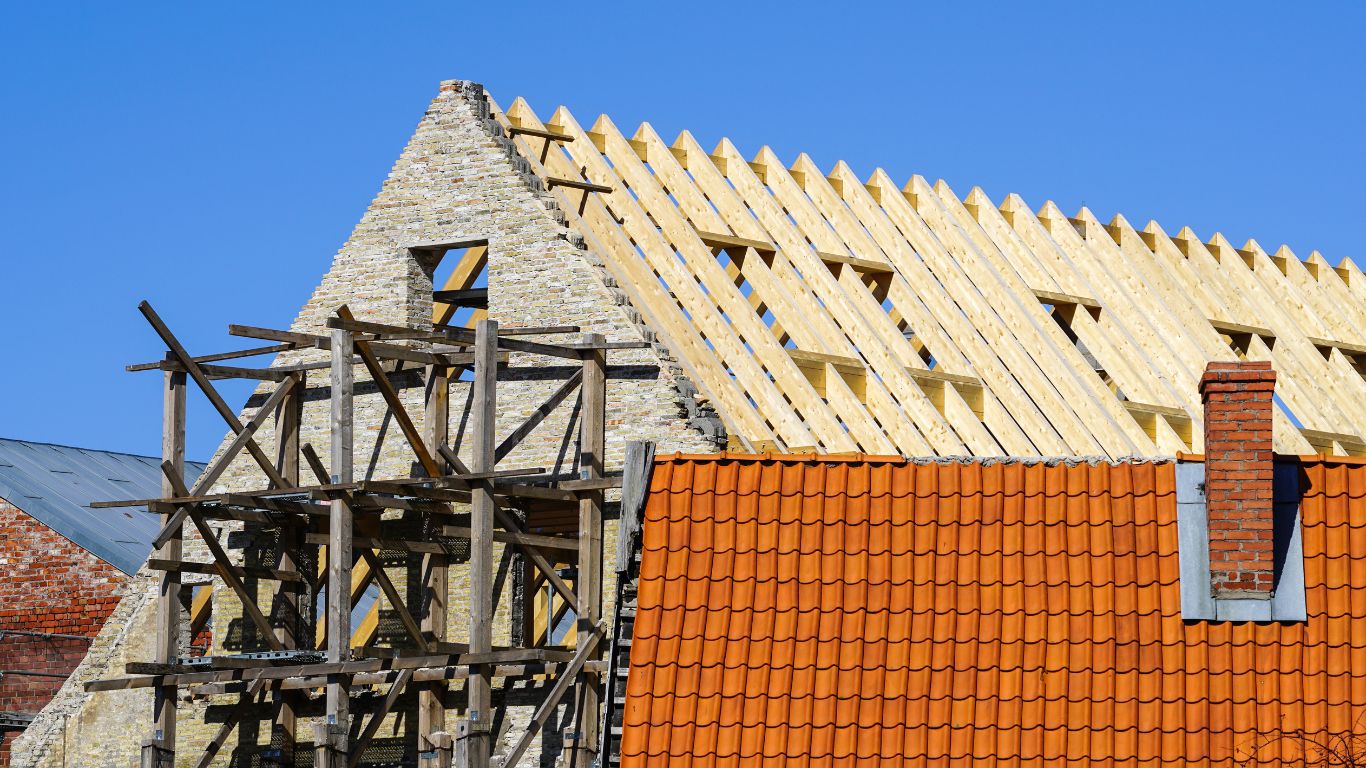 Top Tips for Roof Restoration: How to Choose the Best Roofers Company and Experts